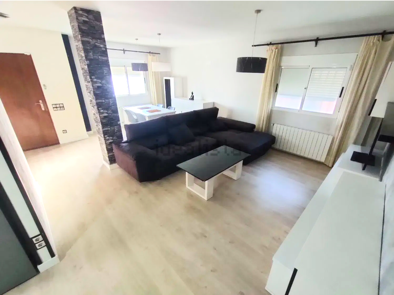 Salón de chalet pareado en urbanización El Secanet de Llíria