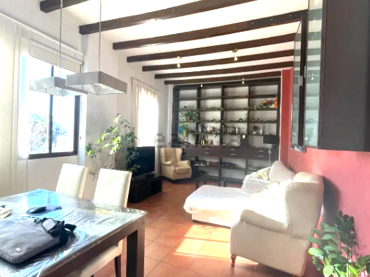 Salón de un Piso histórico en Calle Quart, Ciutat Vella en el barrio de El Carme, El Pilar en Valencia