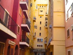 Fachada trasera en Piso en Port Saplaya