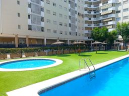 Piscina en residencia de Nou Campanar, Valencia
