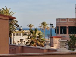Vistas al mar de Casa reformada en La Playa de la Malvarrosa, Valencia