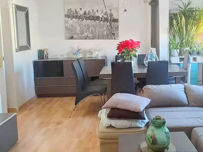 Salón de Piso en Av. Pérez Galdós, Valencia