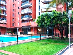 Piscina en residencial en carrer Francesc Llopis i Viguer, Valencia