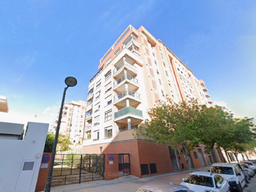 Entrada a residencial en carrer Francesc Llopis i Viguer, Valencia