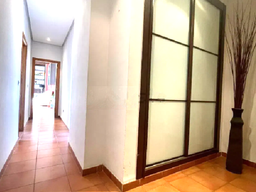 Pasillo de un Piso histórico en Calle Quart, Ciutat Vella en el barrio de El Carme, El Pilar en Valencia