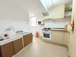 Cocina de un Piso en el barrio de San Isidro en Valencia