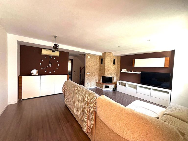 Recepción en piso en Calle conde Altea en el centro señorial de Valencia